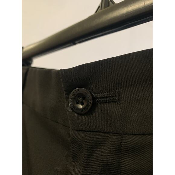 Slazenger Black Performance Shorts Sz 32 Moisture Wicking Quick Dry Stretch - Picture 7 of 7